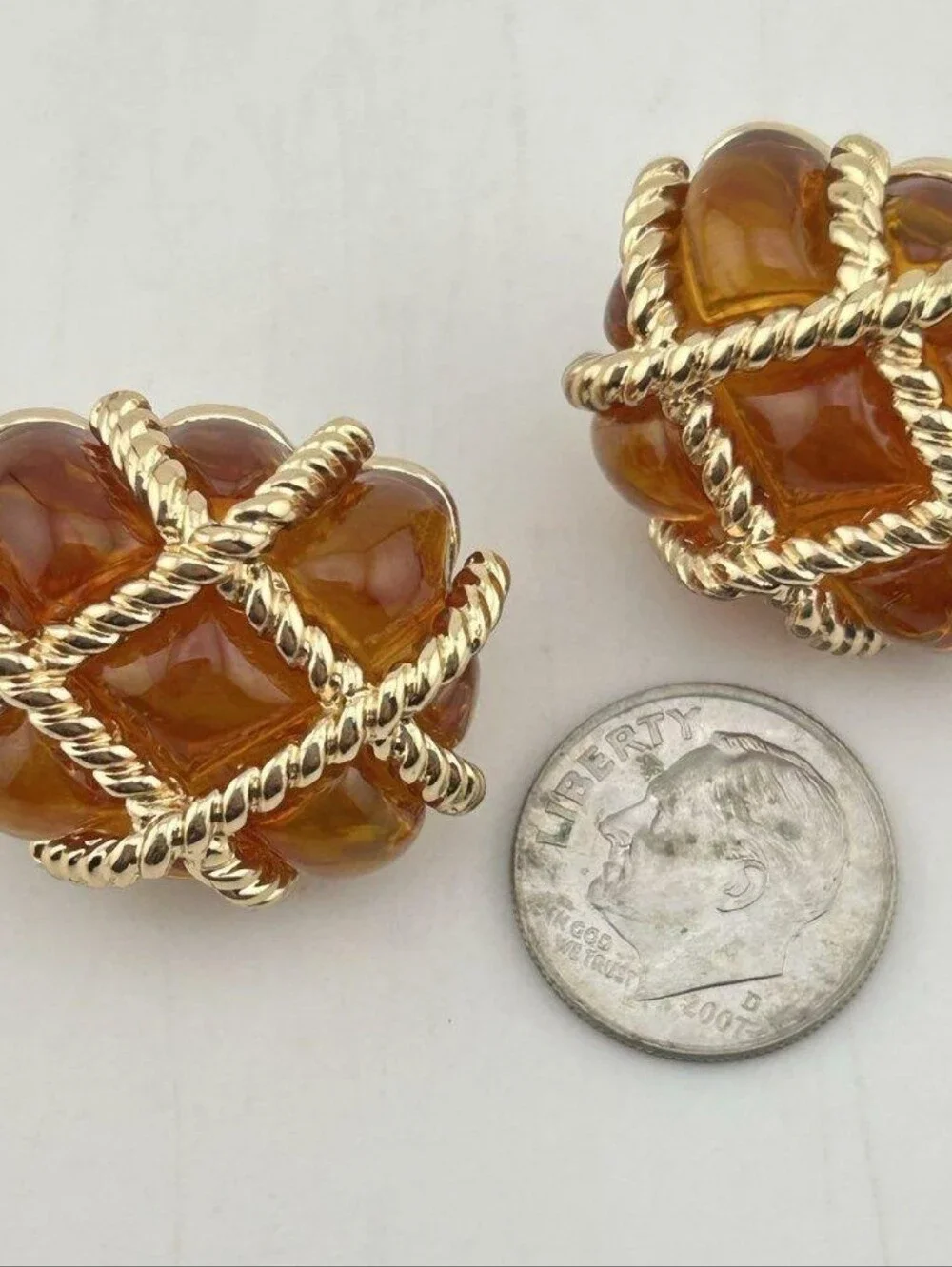 Kenneth Jay Lane Gold Rope "Caged" Glass Amber Clip Earrings - Picture 5 of 7